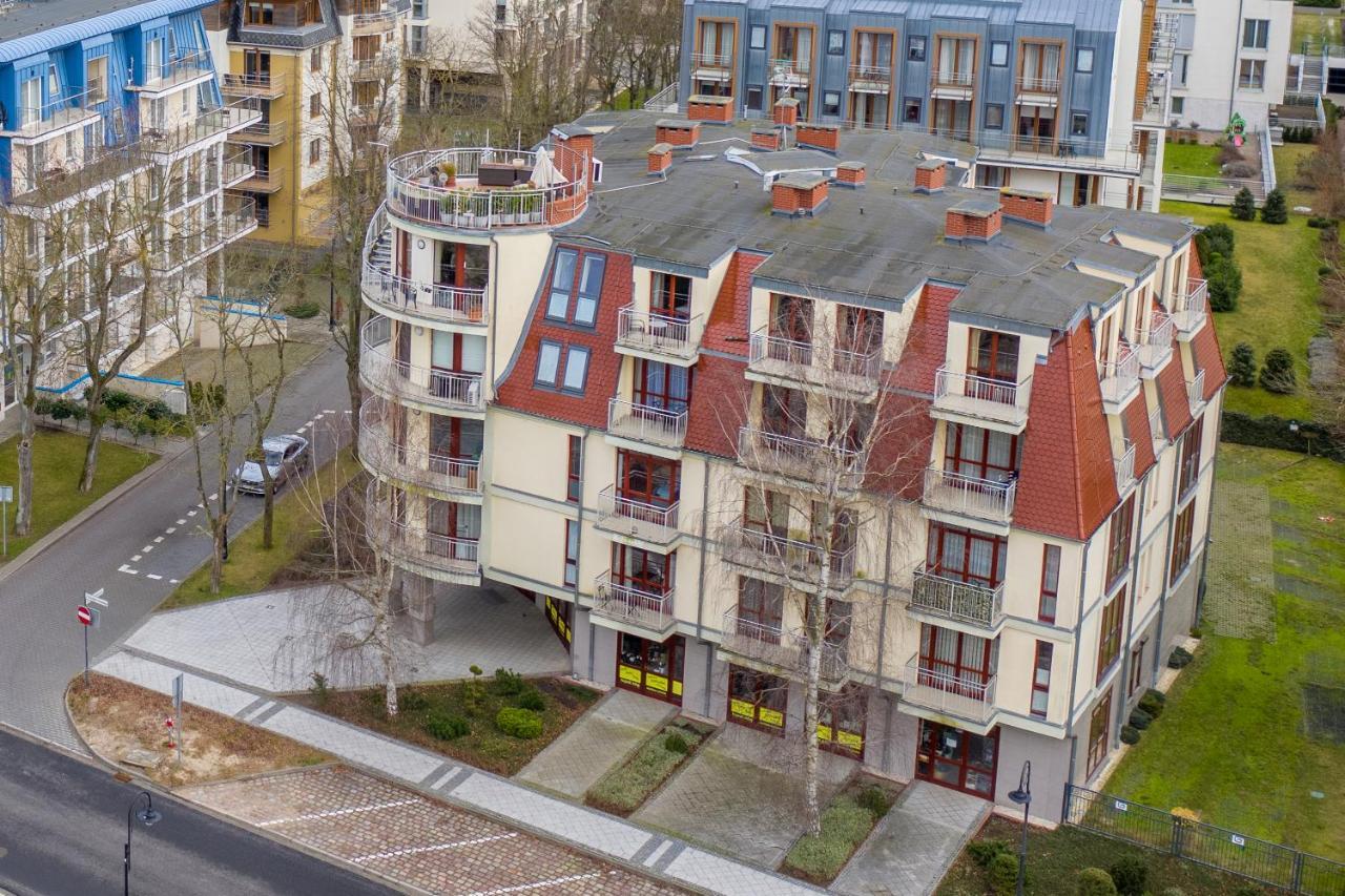 Ambria Apartments Promenada ชวีโนวิชแจ ภายนอก รูปภาพ