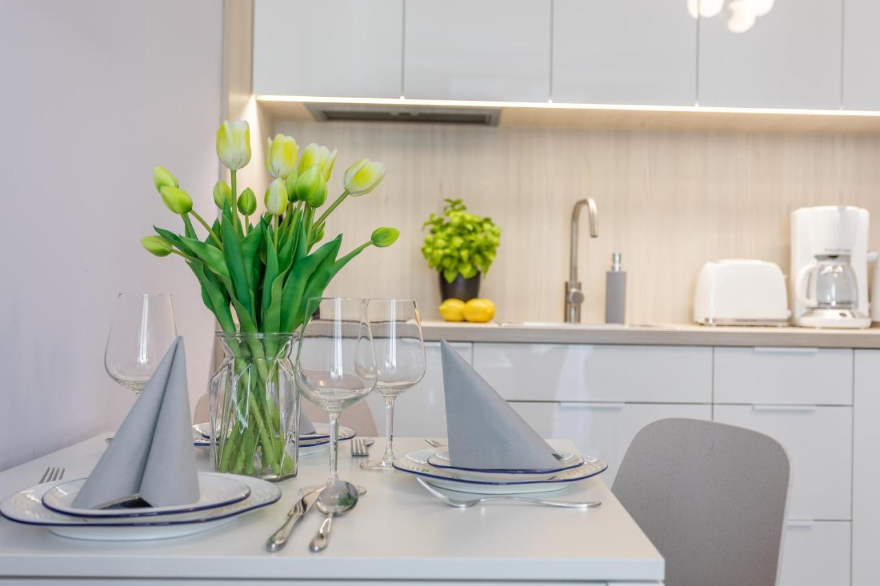 Ambria Apartments Promenada ชวีโนวิชแจ ภายนอก รูปภาพ