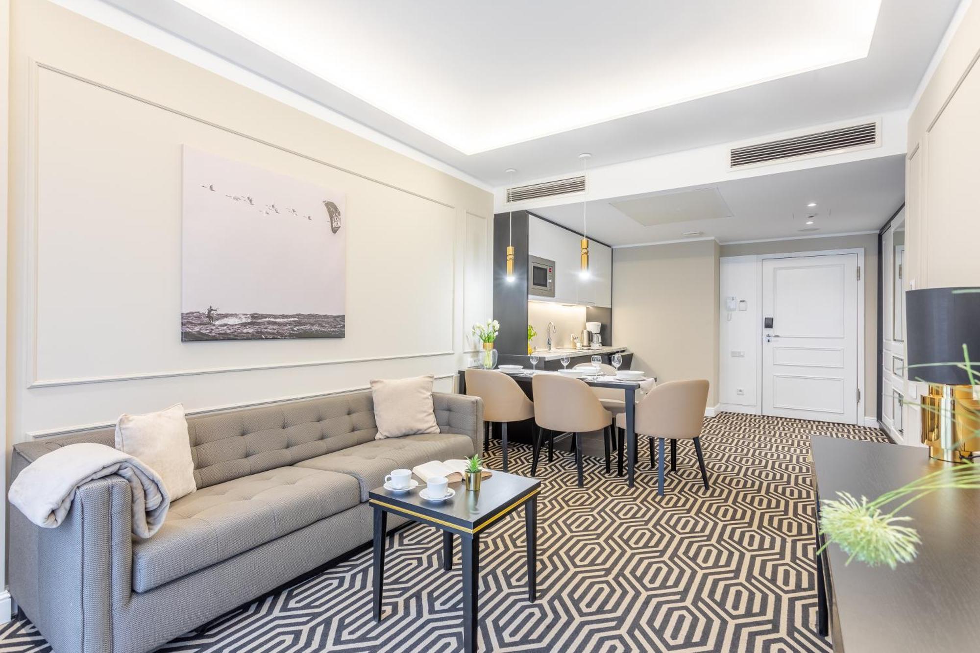 Ambria Apartments Promenada ชวีโนวิชแจ ภายนอก รูปภาพ