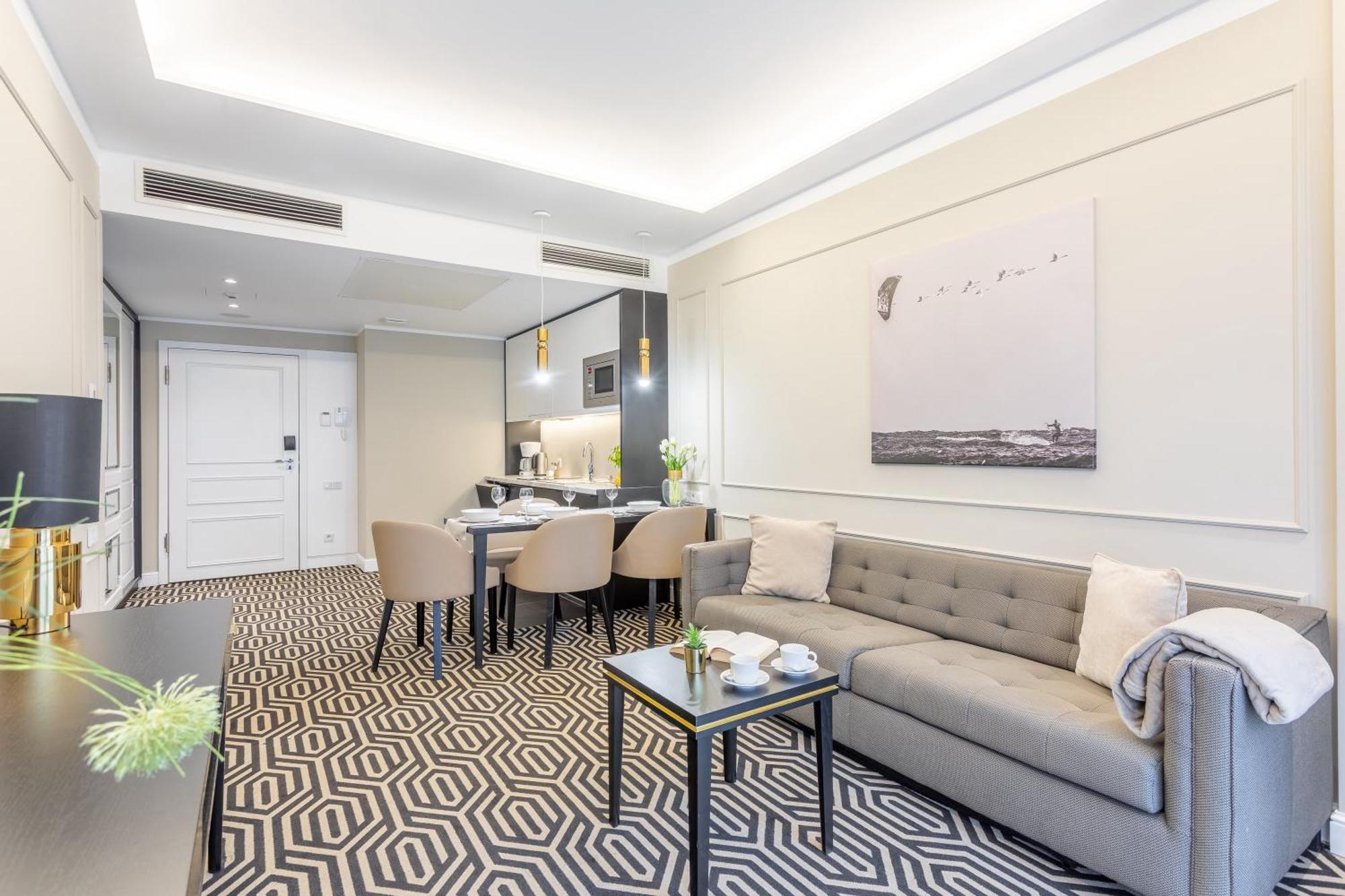 Ambria Apartments Promenada ชวีโนวิชแจ ภายนอก รูปภาพ