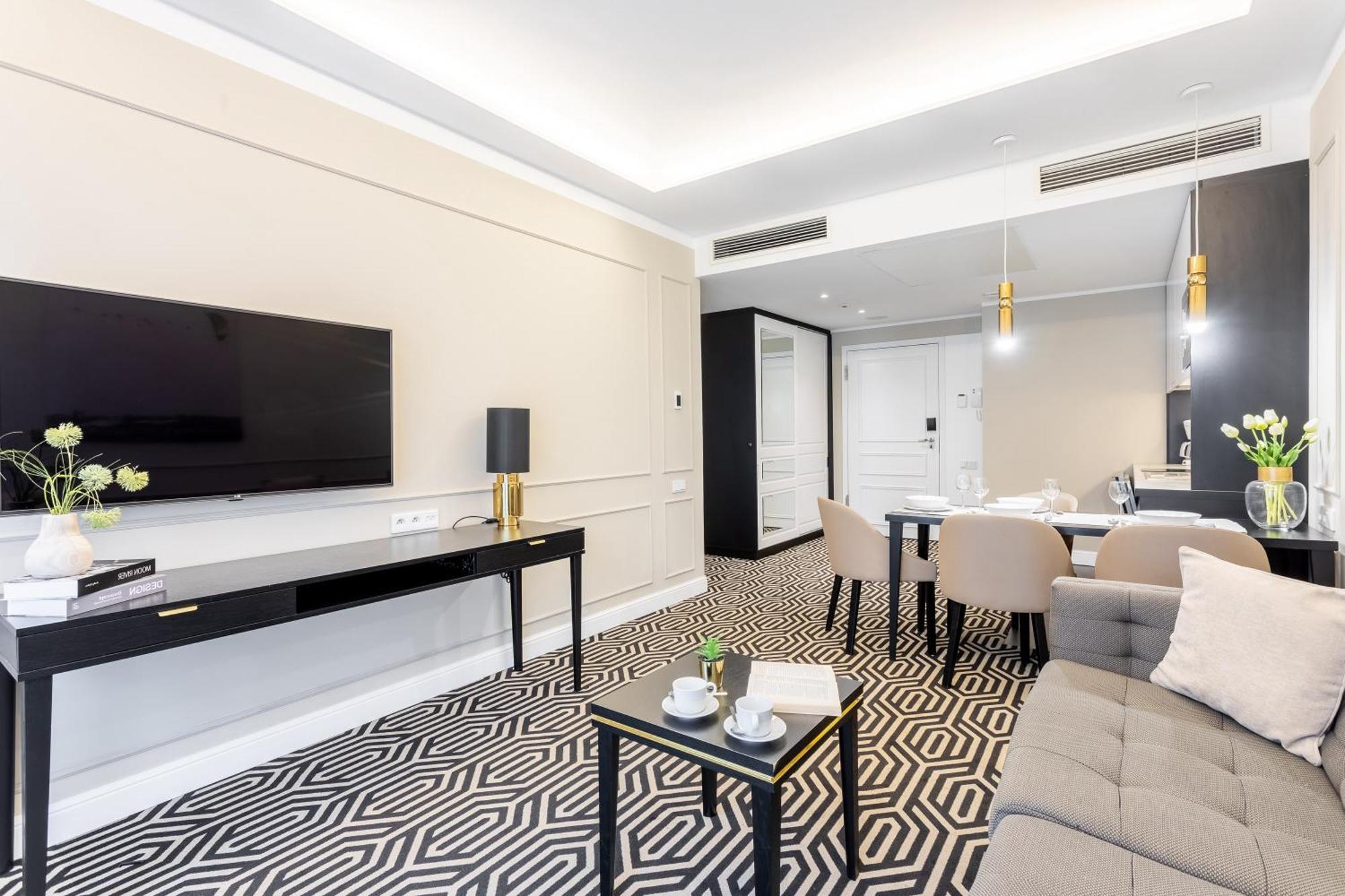 Ambria Apartments Promenada ชวีโนวิชแจ ภายนอก รูปภาพ