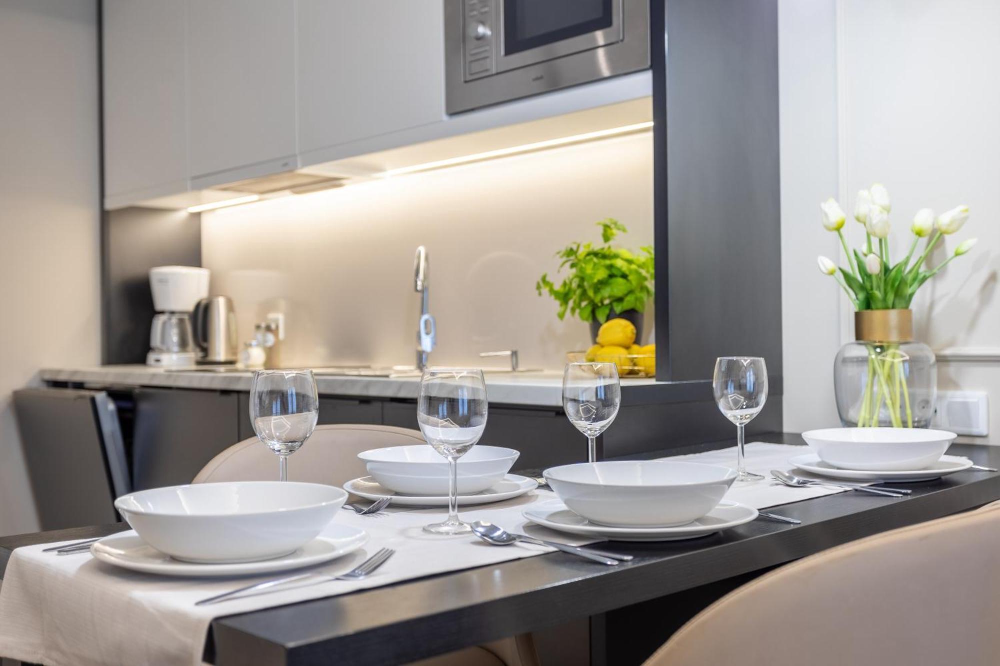 Ambria Apartments Promenada ชวีโนวิชแจ ภายนอก รูปภาพ